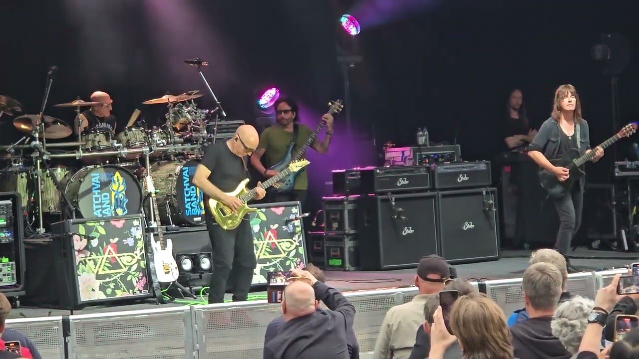 Joe Satriani  - Flying in a blue dream  - Live Parksnäckan Uppsala Sweden 2025