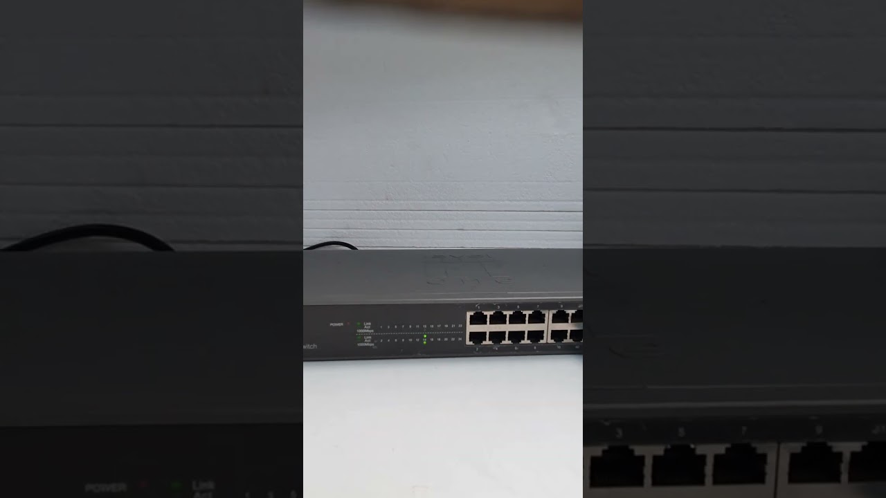 Power On Test LEVEL ONE GSW-2457 24-Port Gigabit Ethernet Switch