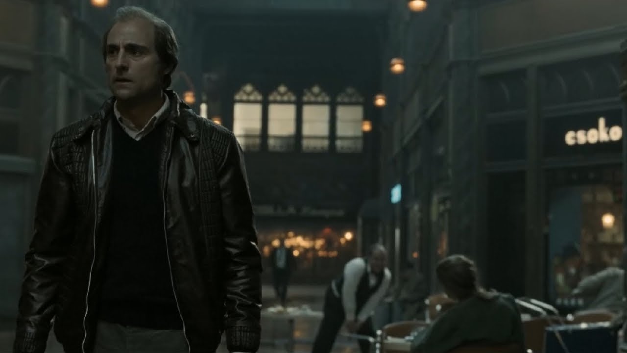 Breaking Down the Most Suspenseful Spy Scene (Cinematography & Lighting)