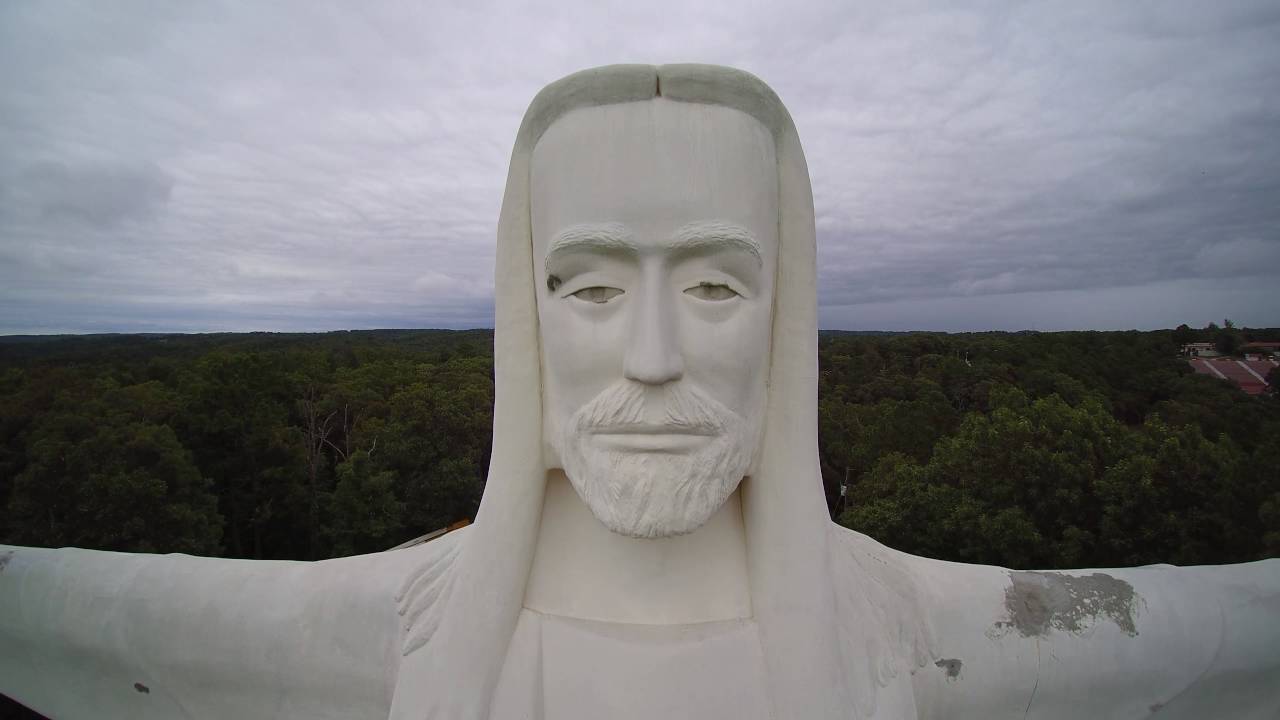 Short Clip: Christ of the Ozarks Flyover