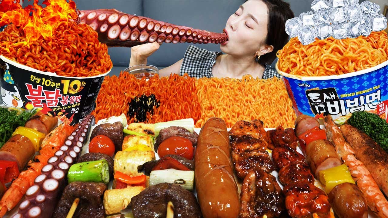 RUS SUB)Spicy Korean Noodles 🔥 Buldak Ramen Grilled Skewers Korean Style BBQ Mukbang ASMR Ssoyoung