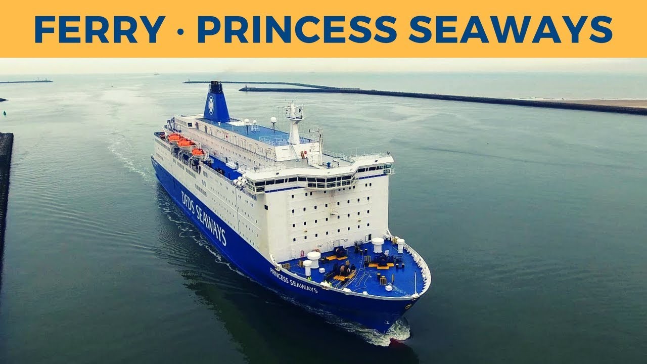 Arrival of ferry PRINCESS SEAWAYS, IJmuiden (DFDS)