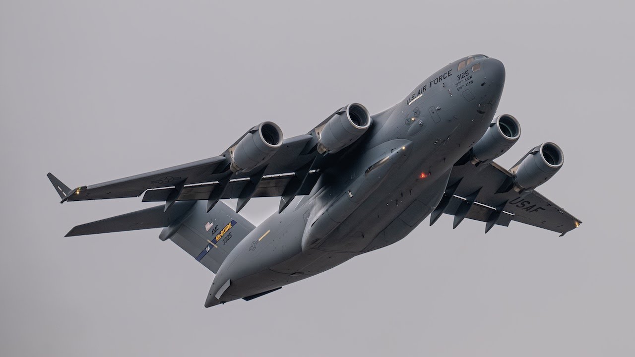 305th AMW C-17A Pilot Executes a Touch-n-Go Before RTB | Pease ANGB (PSM)