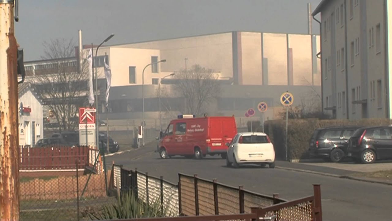 Kirchhain: Millionenschaden bei Brand in Tapetenfabrik