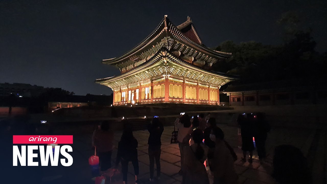 Changdeokgung Palace offers moonlit tours to visitors in Seoul