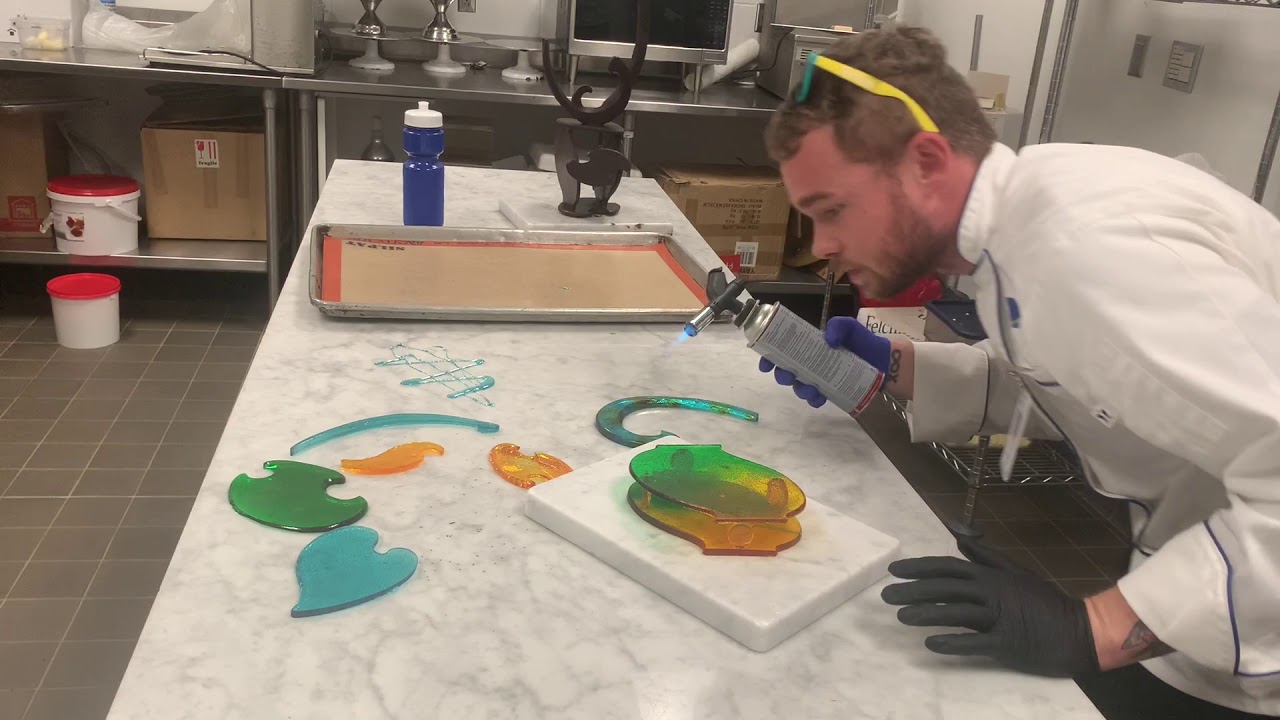 Sugar Showpiece - Poured Sugar