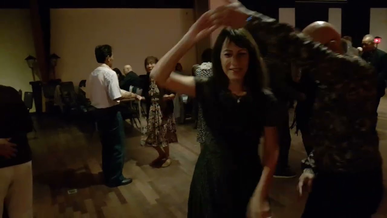Deel-4)AJO DANSA SENANG 