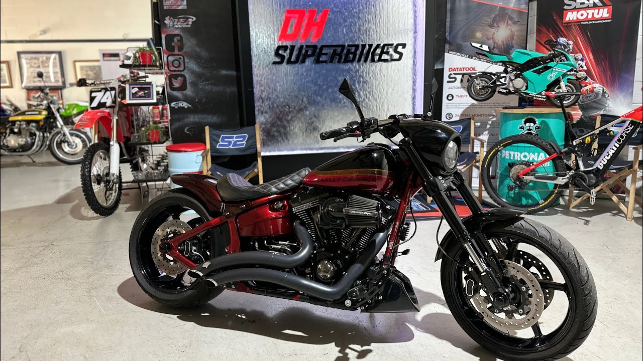 2017 CUSTOM HARLEY DAVIDSON BREAKOUT CVO PRO STREET 110ci SCREAMIN EAGLE RED PX 