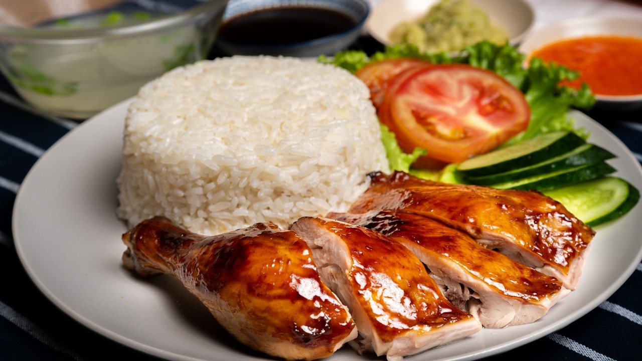 Nasi Ayam Roasted Ala Chicken Rice Shop | Ayam Berkilat, Nasi Jasmine Wangi
