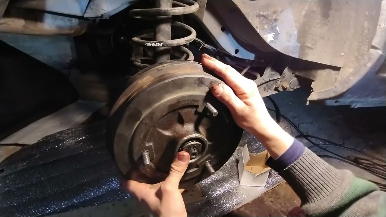 Como regular las zapatas frenos a tambor Renault 12/18 1993