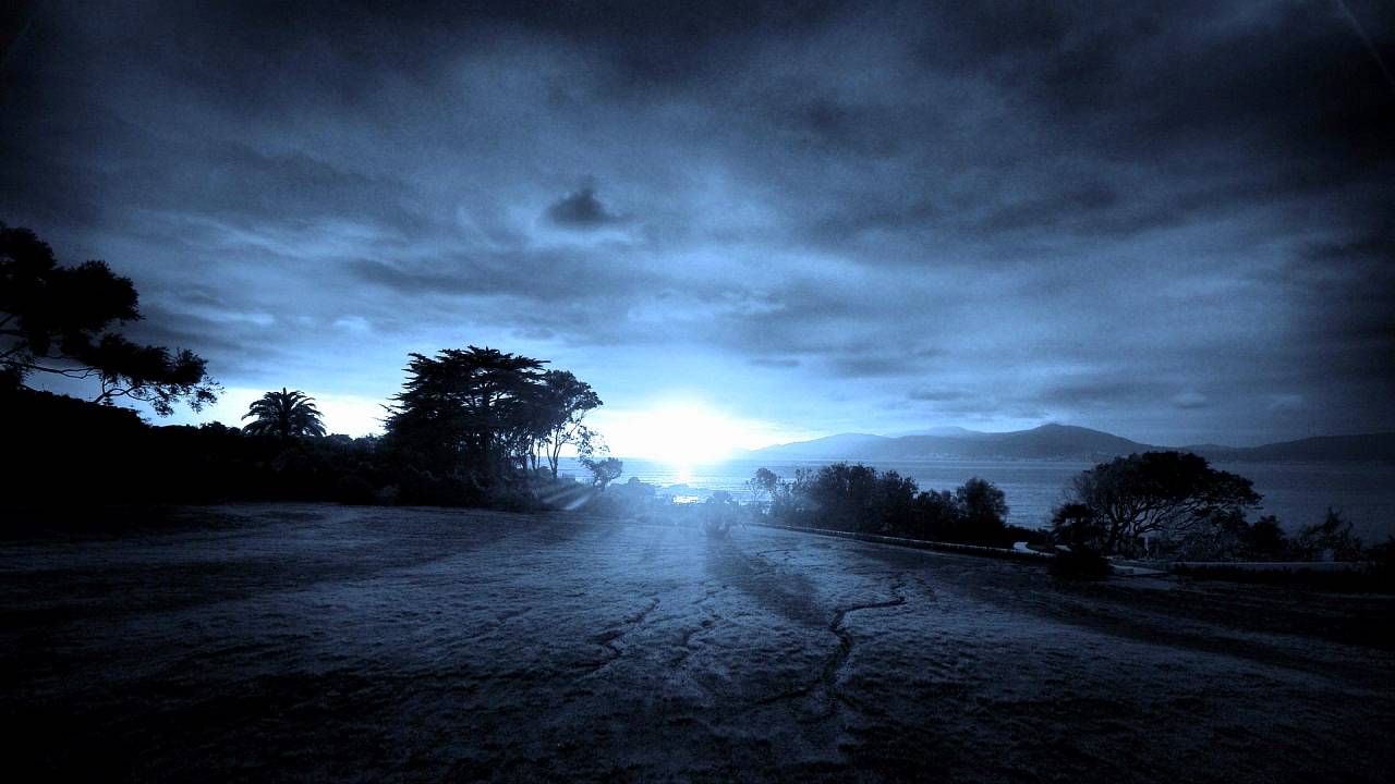 Veselin Tasev - Blue Light (XGenic Remix)