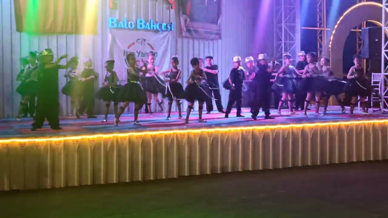 Yalı dans yıl sonu gösterim