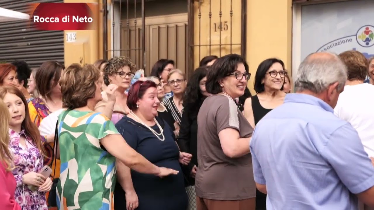ROCCA DI NETO: INUAGURAZIONE DELLA NUOVA SEDE DELL' ASSOCIAZIONE I CASINARI