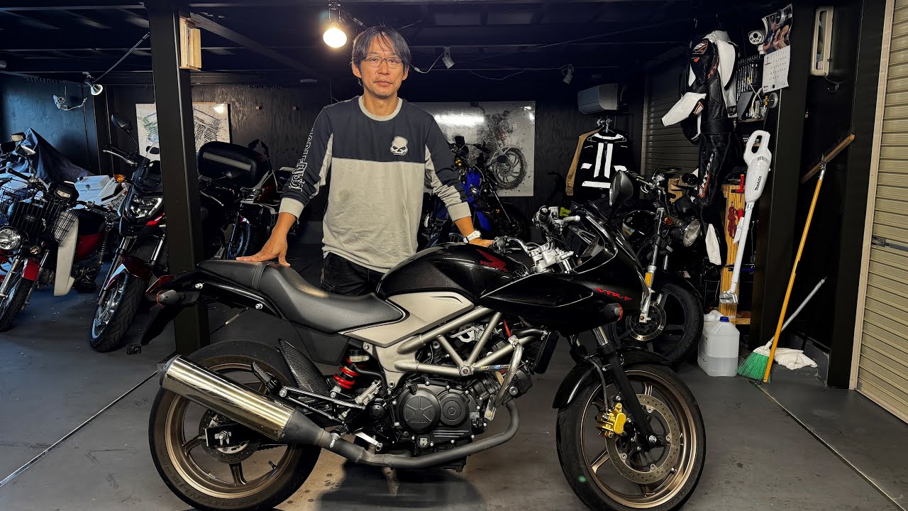 ホンダ・VTR250-F参考動画　WBで整備されてきた状態の良い1台