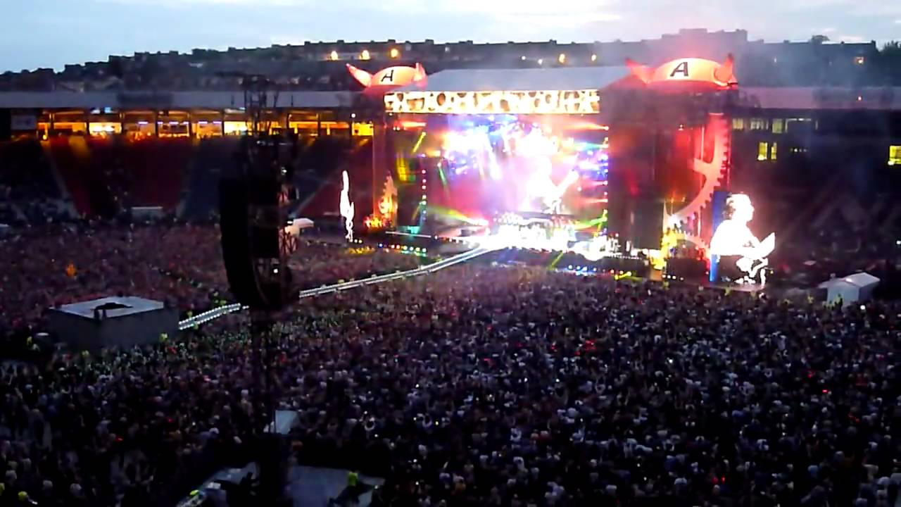 AC/DC ForThose About To Rock Live @ Hampden Park Glasgow June 30th 2009