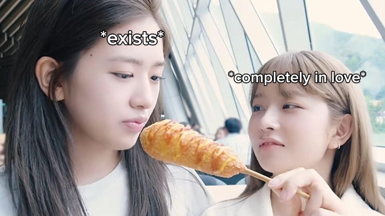 REI being head over heels for YUJIN