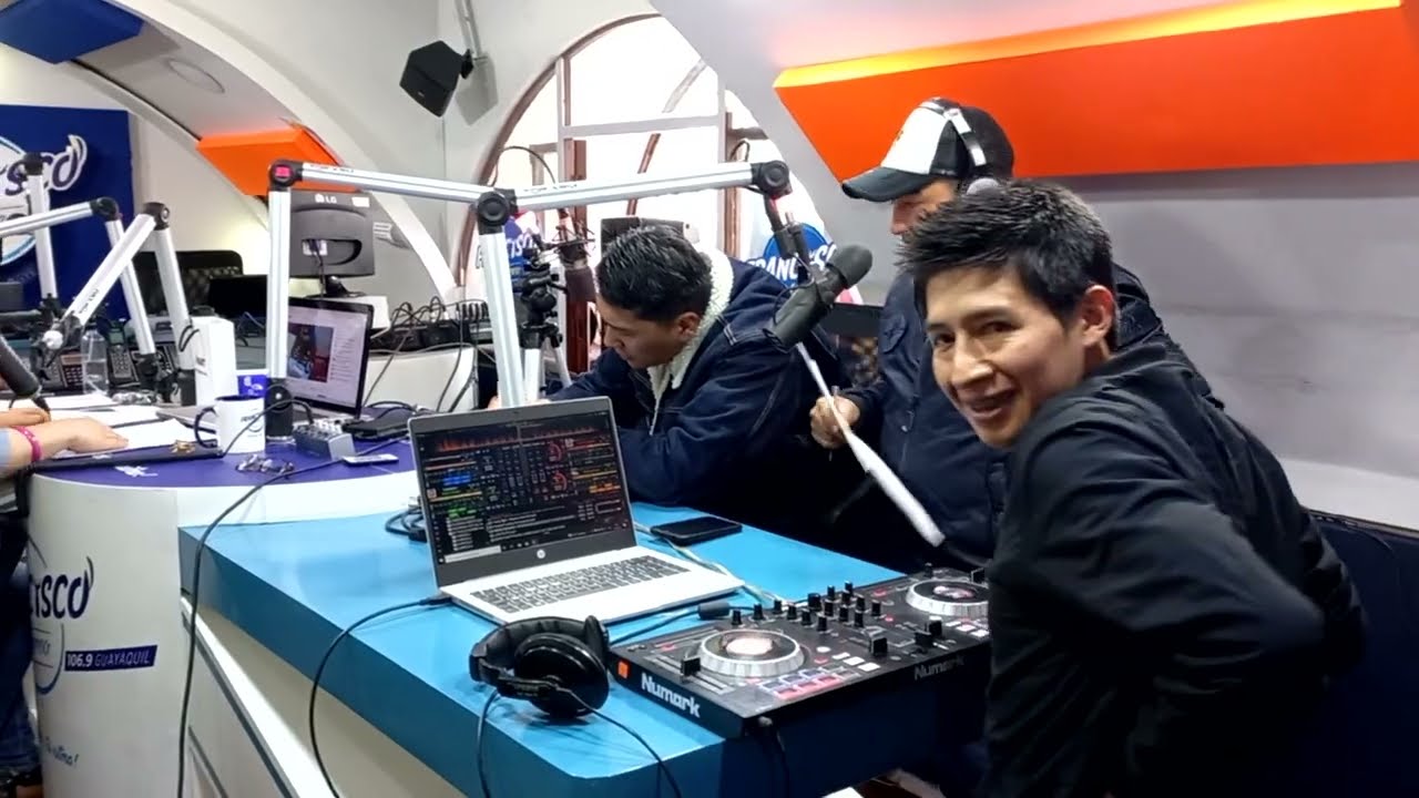 Vinilos de oro - Primera Vuelta 102. 5 FM Francisco estereo - vinilos de oro José Eduardo dj