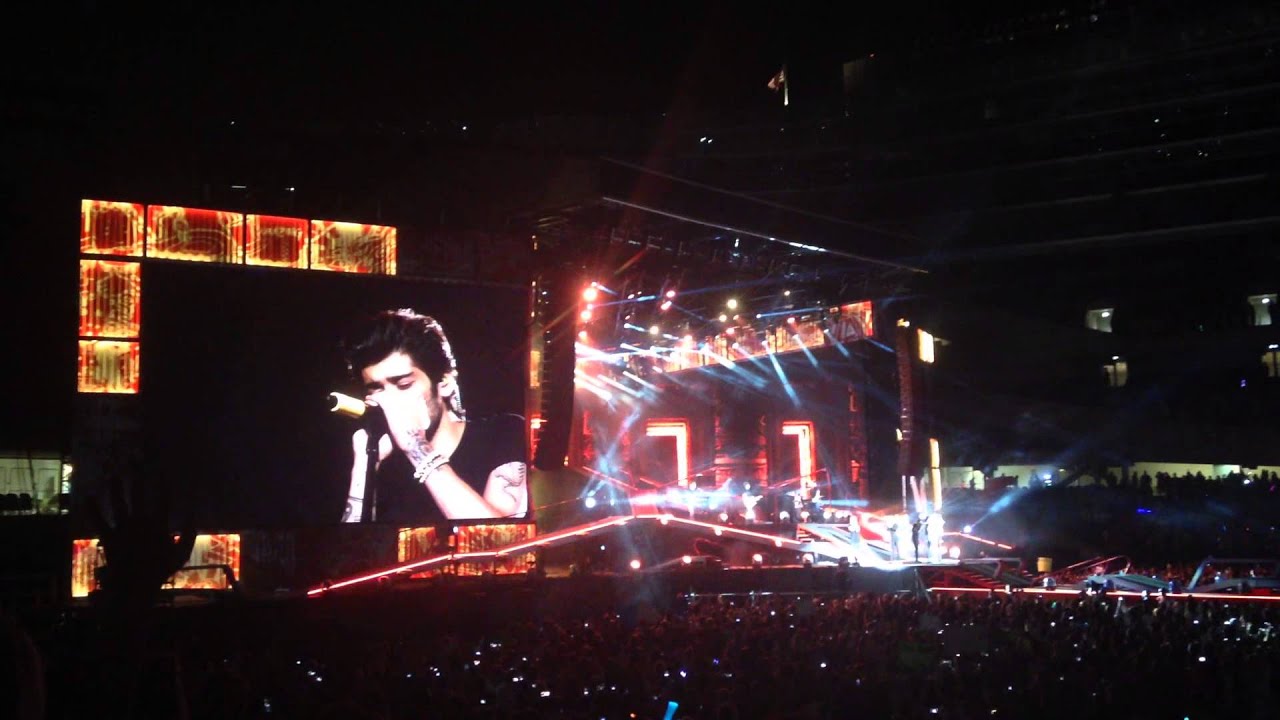 One direction Right Now Chicago 8/29/14