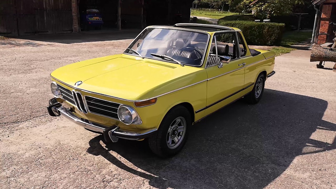 BMW 2002 Targa Baur - Golf Yellow - Oldenzaal Classics restored