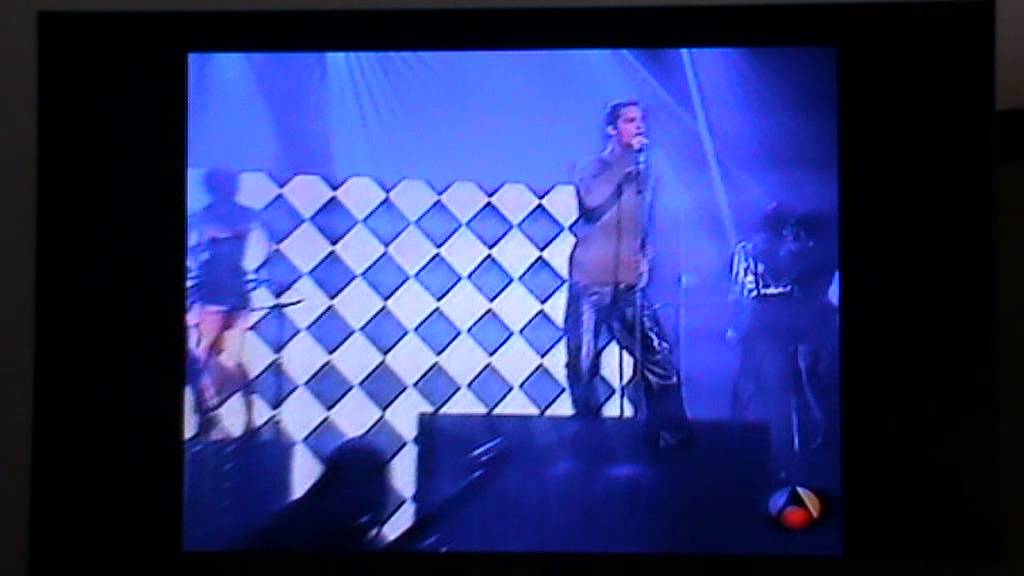 Living la vida loca - RICKY MARTIN