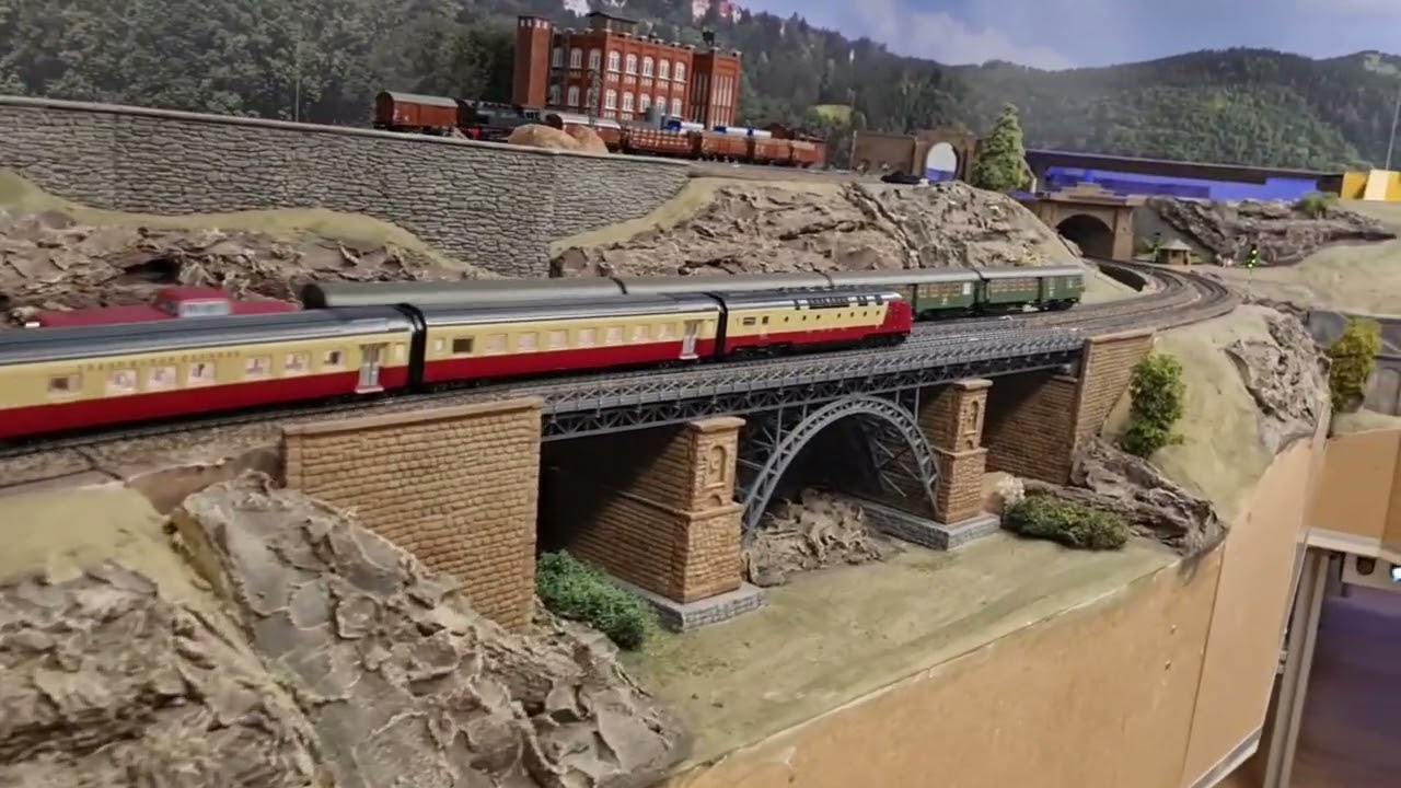 JÄGERSBURG - Anlagenbau und Fahrbetrieb April 2023