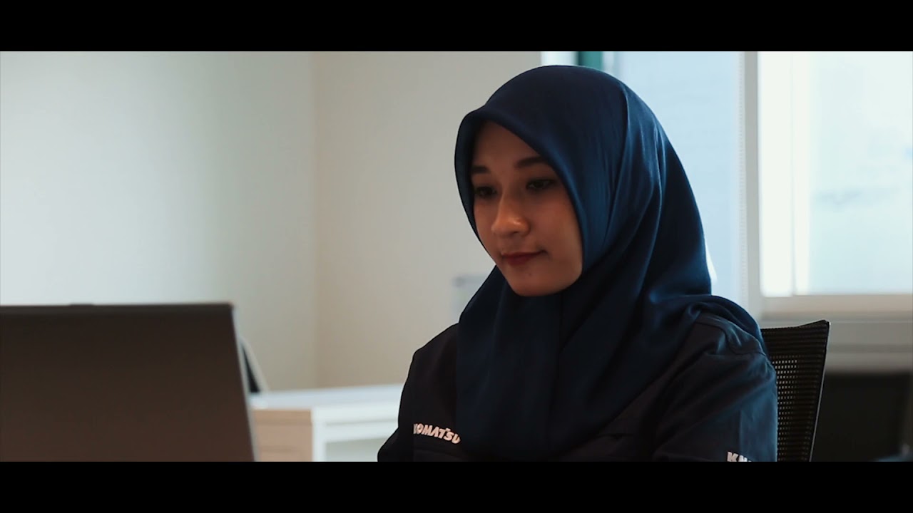 #KOMTRAX (Komatsu Tracking System)