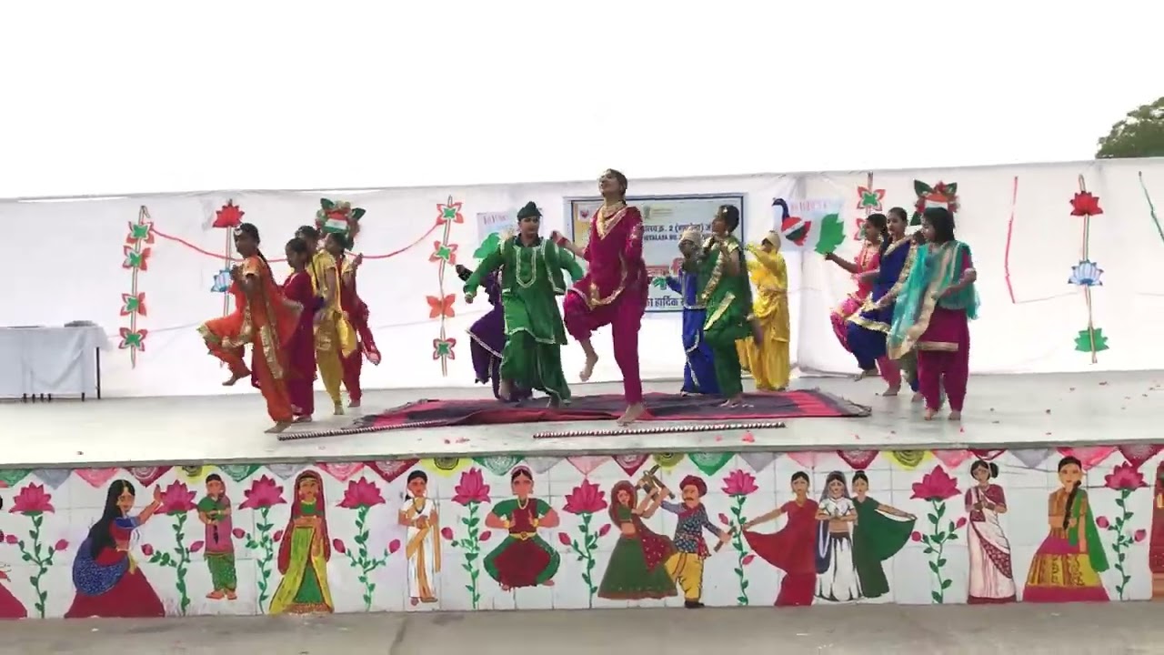 Patriotic punjabi dance by kv students 