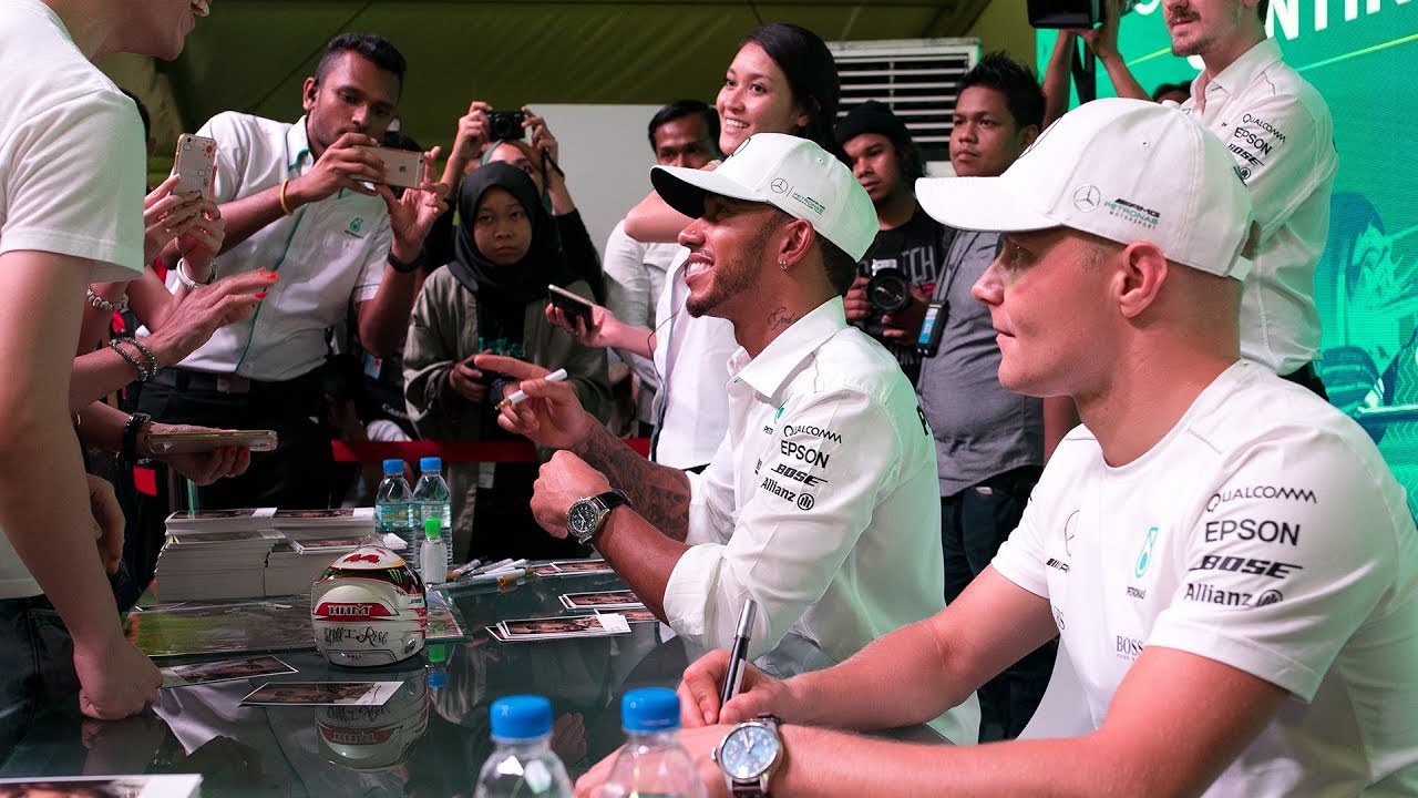 Lewis & Valtteri Meet the Malaysian Fans!