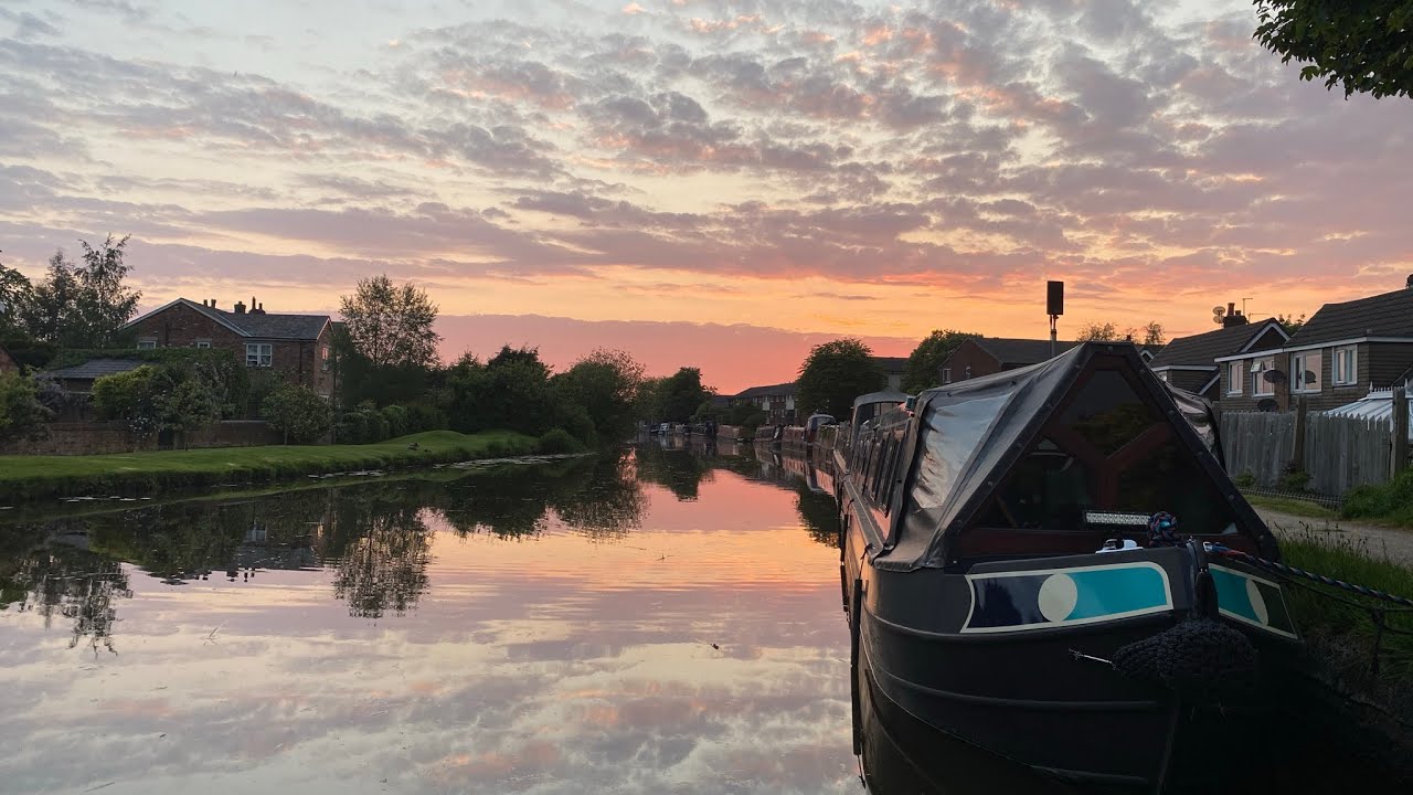 25 Leeds & Liverpool Canal - Leigh to Liverpool   HD 1080p