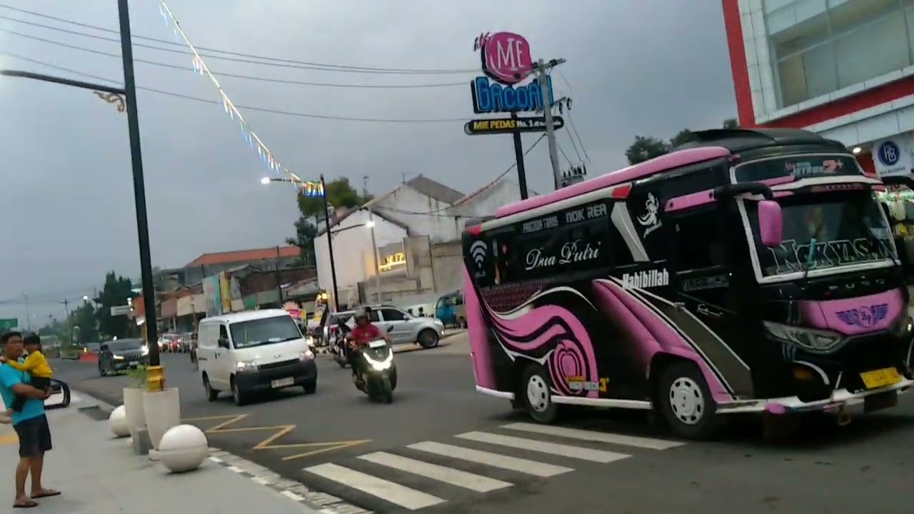 City walk Pemalang kota yang terinspirasi dengan Malioboro Jogja yang baru d resmi kan kemaren 