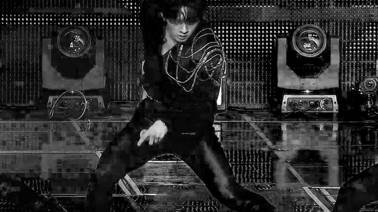 MANIAC in Seoul 스트레이키즈 리노 Easy (Stray Kids Leeknow)