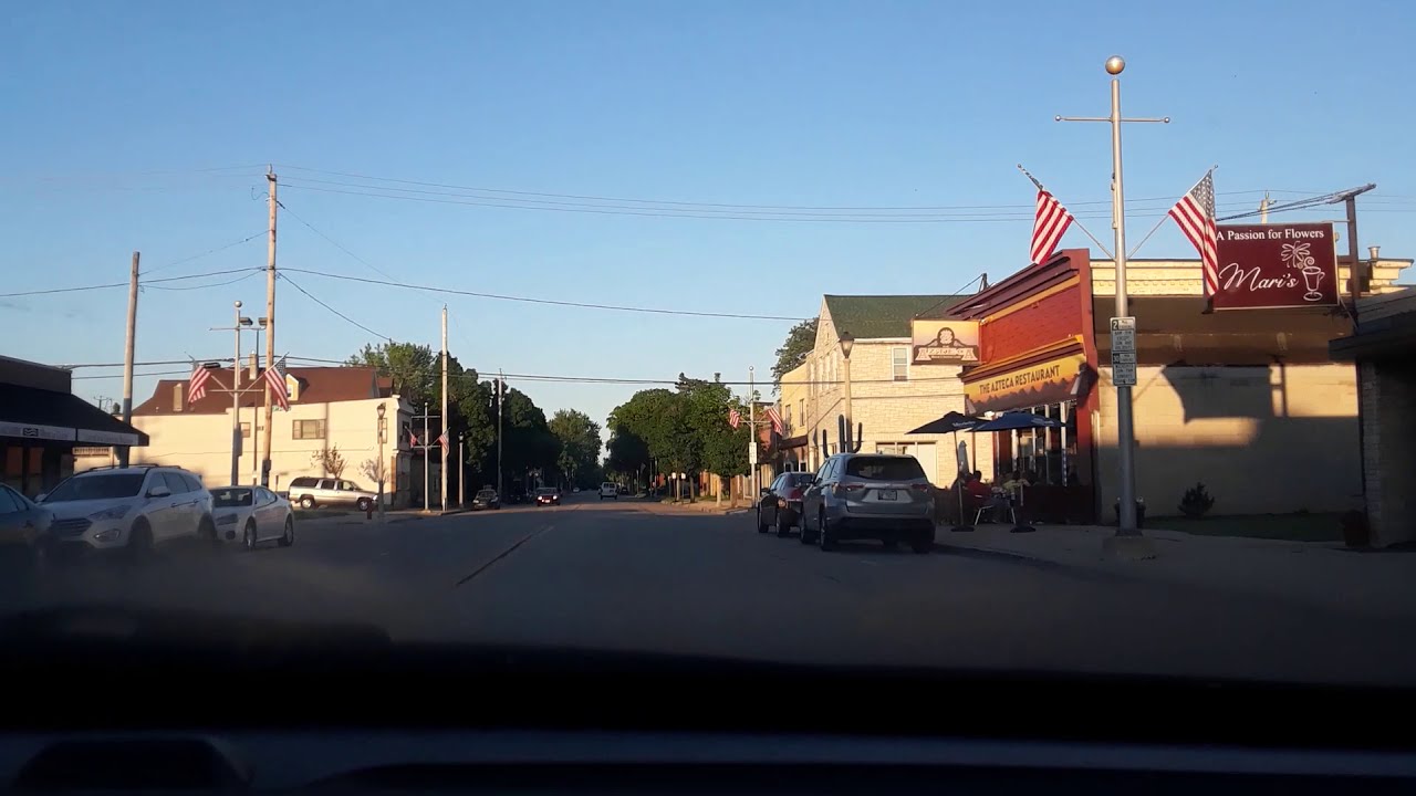 Evening drive through Cudahy and South Milwaukee  -  June 2019