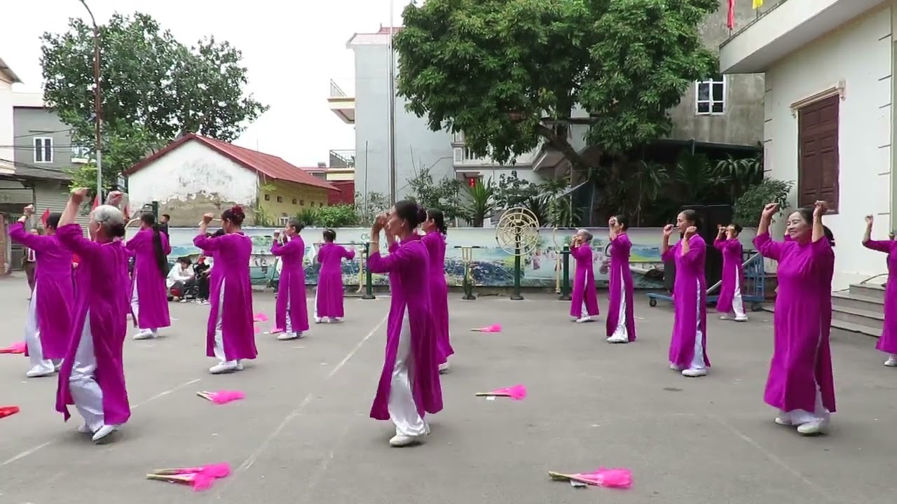 Múa vũ điệu đoàn kết xuân thượng 2