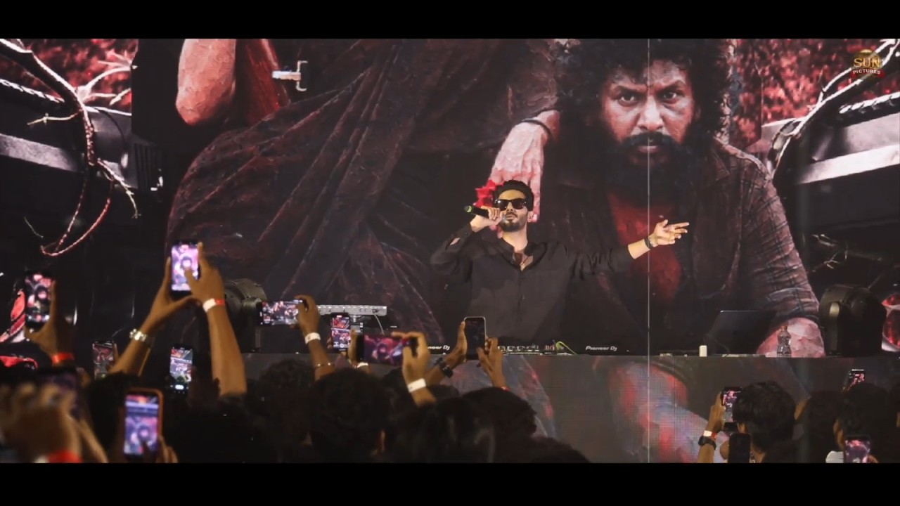 Rockstar has the audience lost in #Hangova #DCRave 💥🥳 | Sun Pictures