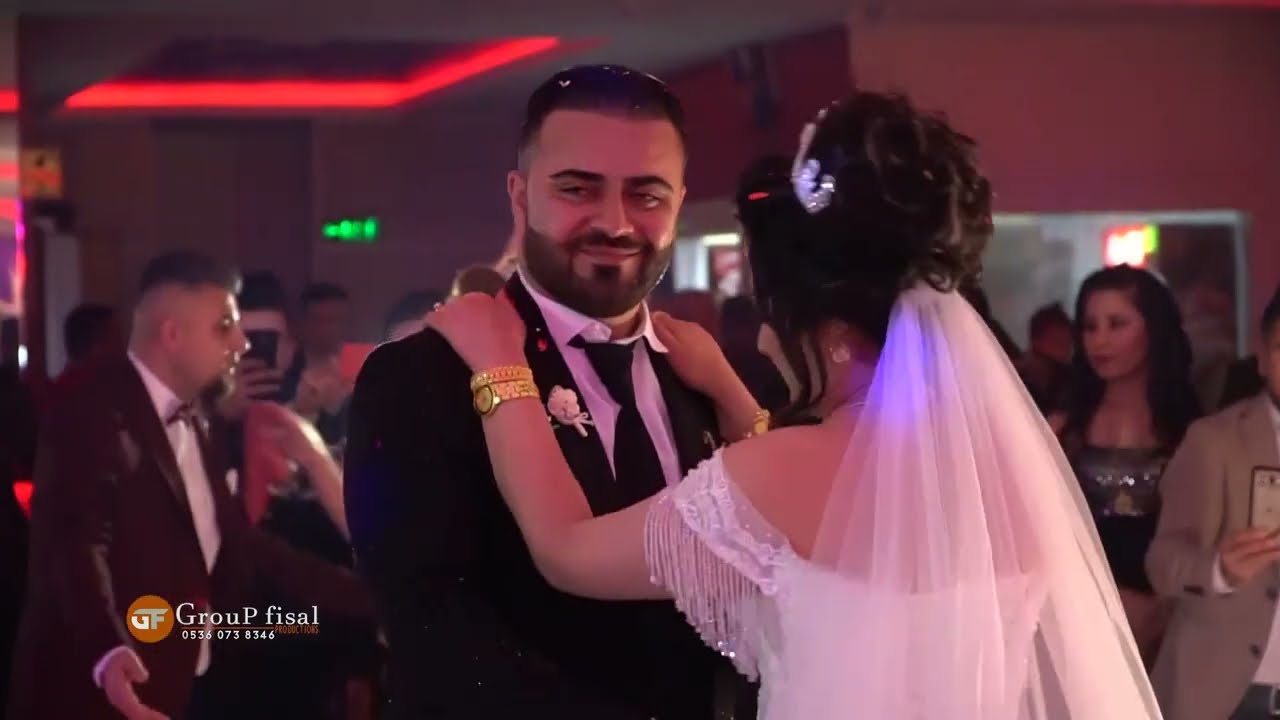 عرس أرندة منذر  & أمينة في أسطنبول (1)