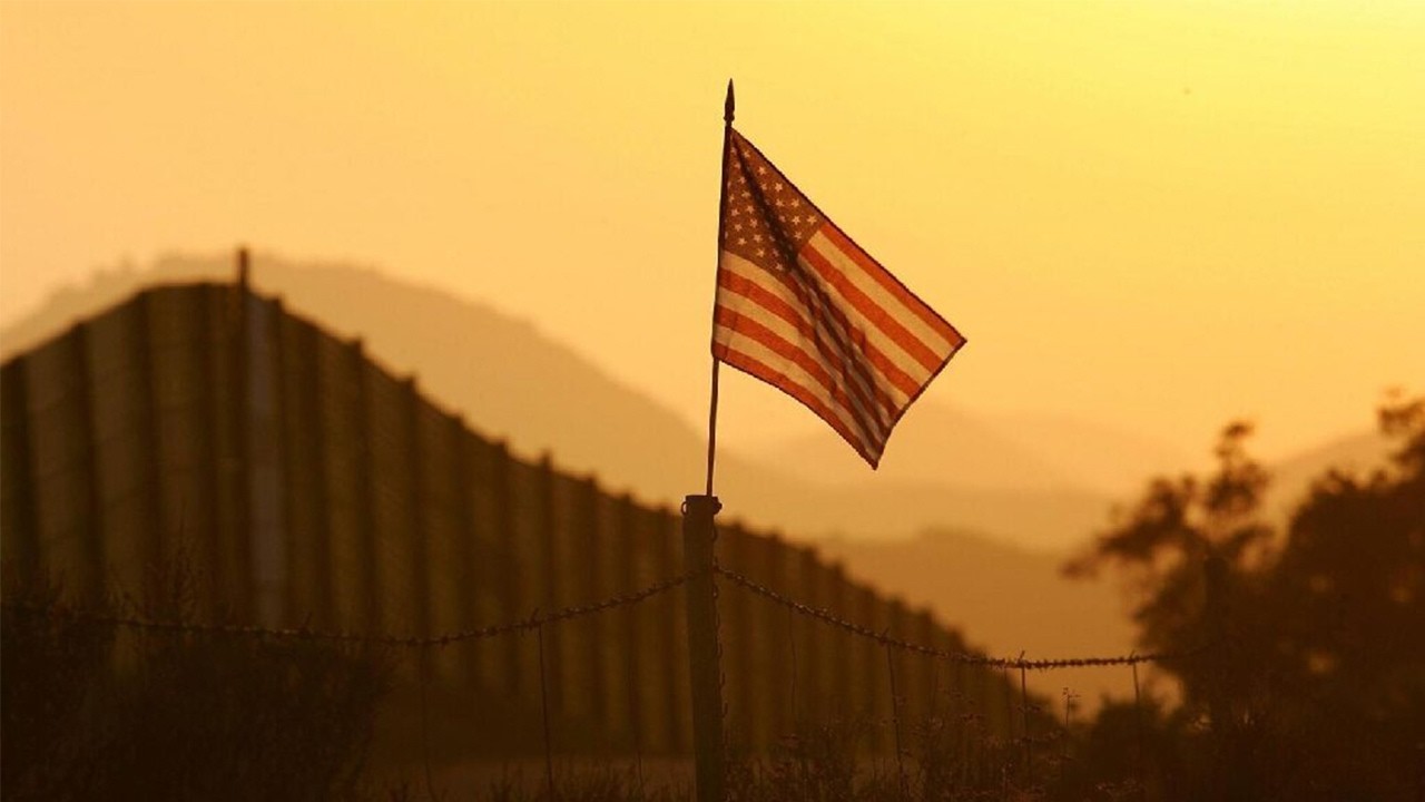 Asylum Seekers at the U.S. Southern Border | Simulation