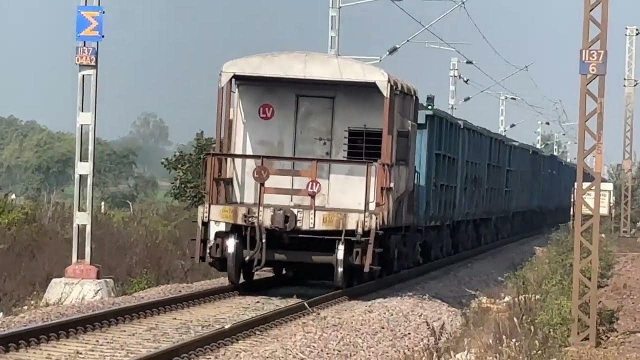 [PART#101] How did this terrible train 🚆 accident happen Jhansi #railway bande Bharat #train #india 