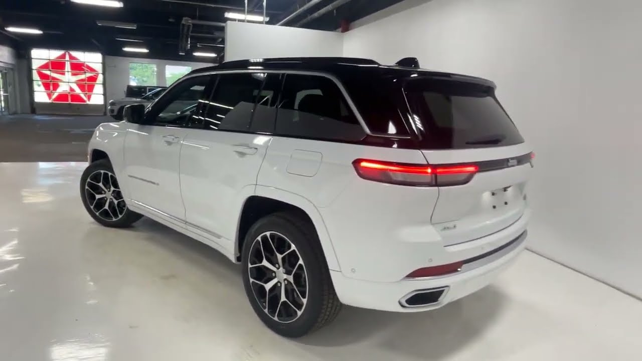 2024 Jeep Grand Cherokee Summit Reserve @ LandryAuto.com