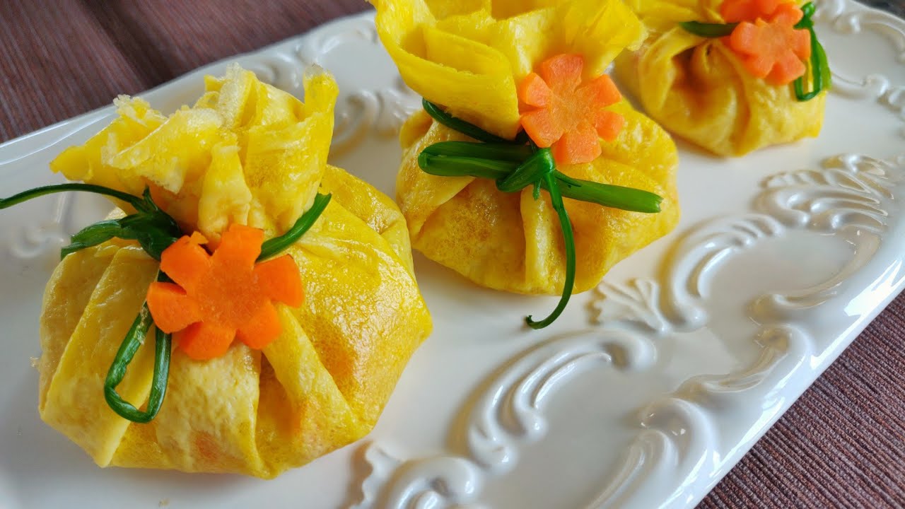 年夜饭必备-吉祥福袋,寓意福到财到幸福到Chinese New year lucky bag(egg dumplings)