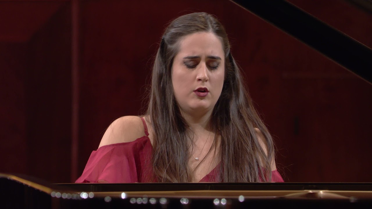 LEONORA ARMELLINI – Sostenuto (Waltz) in E flat major, WN 53 (18th Chopin Competition, second stage)