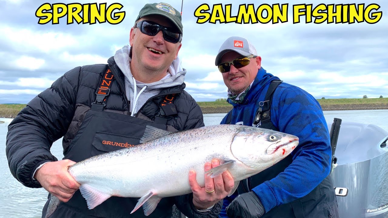 EPIC Spring Salmon Fishing with Friends (30lb CHINOOK SALMON LANDED!!!)