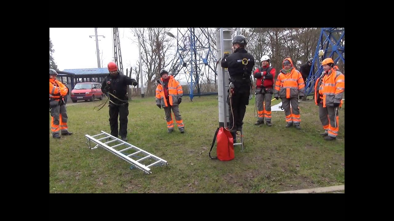 Montaż drabiny na słupie wirowym