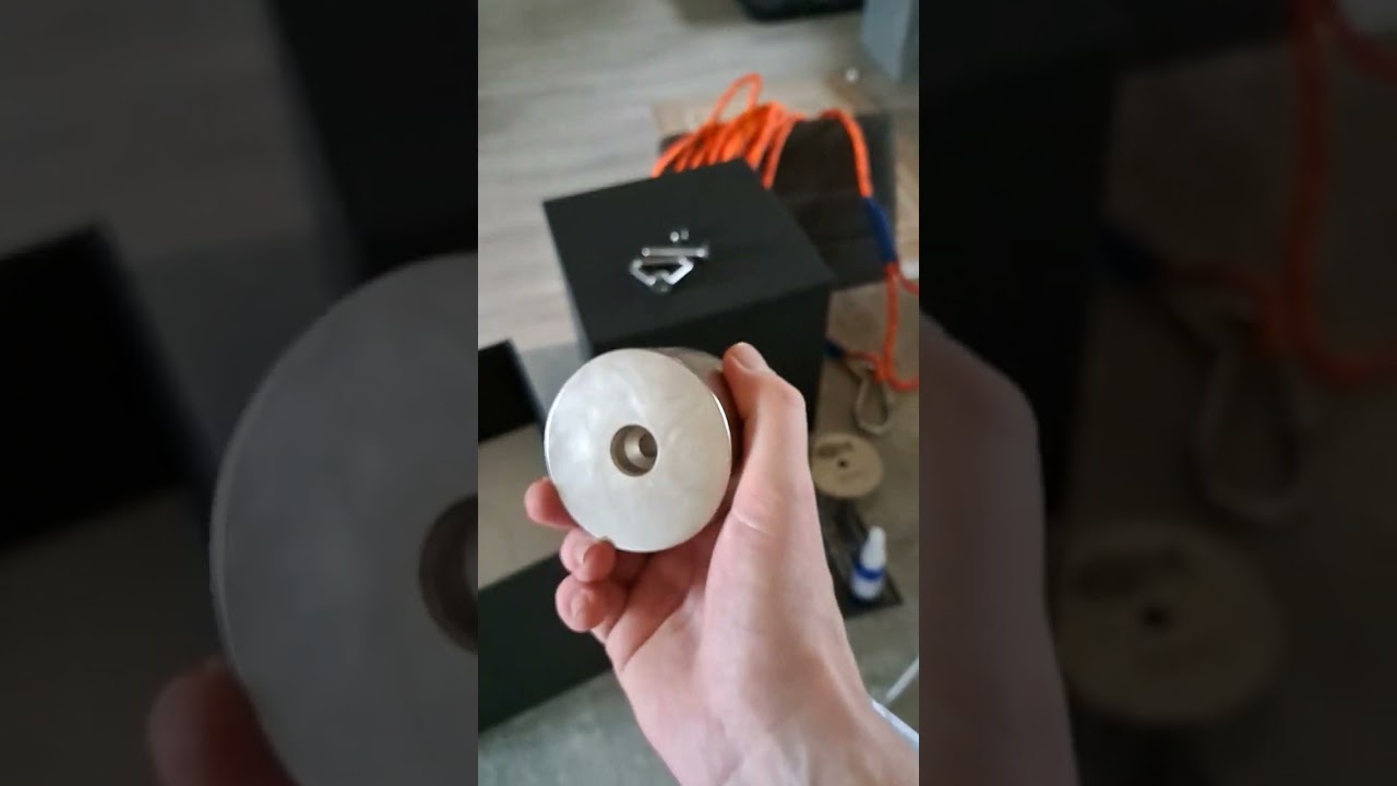 mijn nieuwe magneet is binnen. de terror magneet van magnetar. nu gaan we echt magneetvissen.