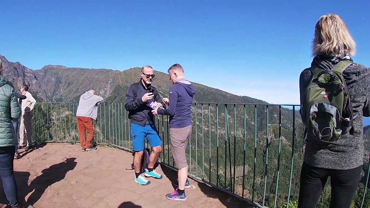 Easy Madeira walk, with spectacular views, Vereda Dos Balcoes hike in Madeira, Feb. 2020