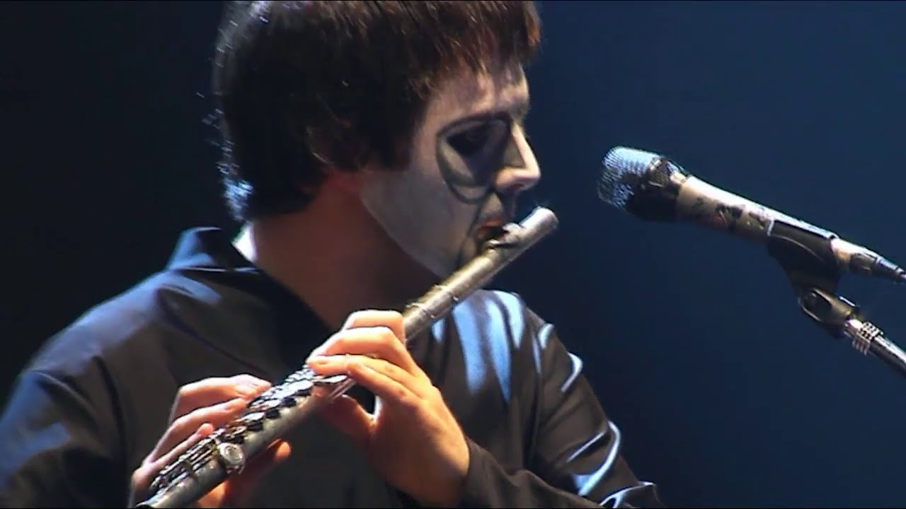 Steve Hackett & Genetics play Dancing With The Moonlit Knight (Genesis)