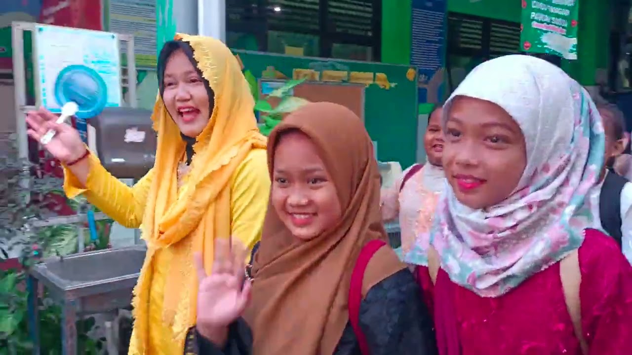 Pawai Hari Kartini 21 April 2025 SDN Bulak Rukem 1 Surabaya