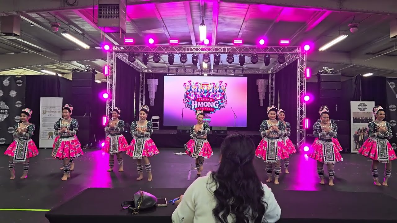 Ntxhais Hnub Qub Fresno Hmong New Year 2025