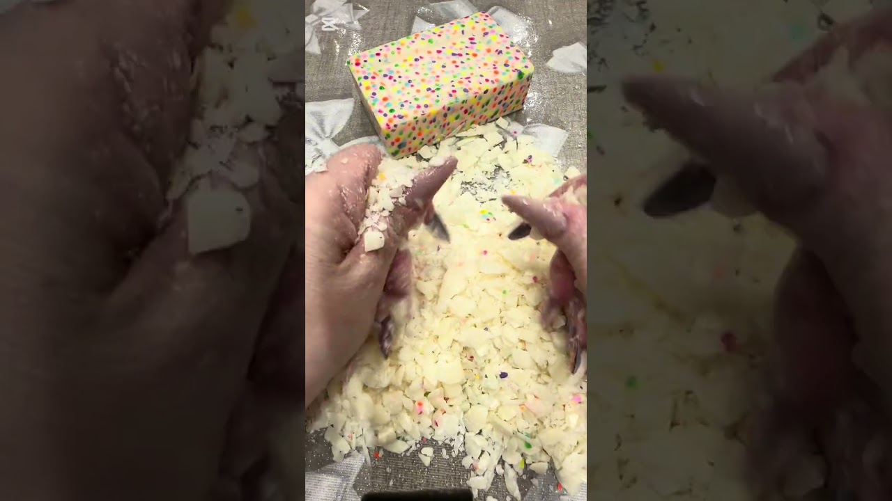 ASMR🧼SOAP🫧#asmr #soapasmr #asmrsounds #asmrvideo #soap #soapcutting #asmrsoap #soapcarving #satisfy