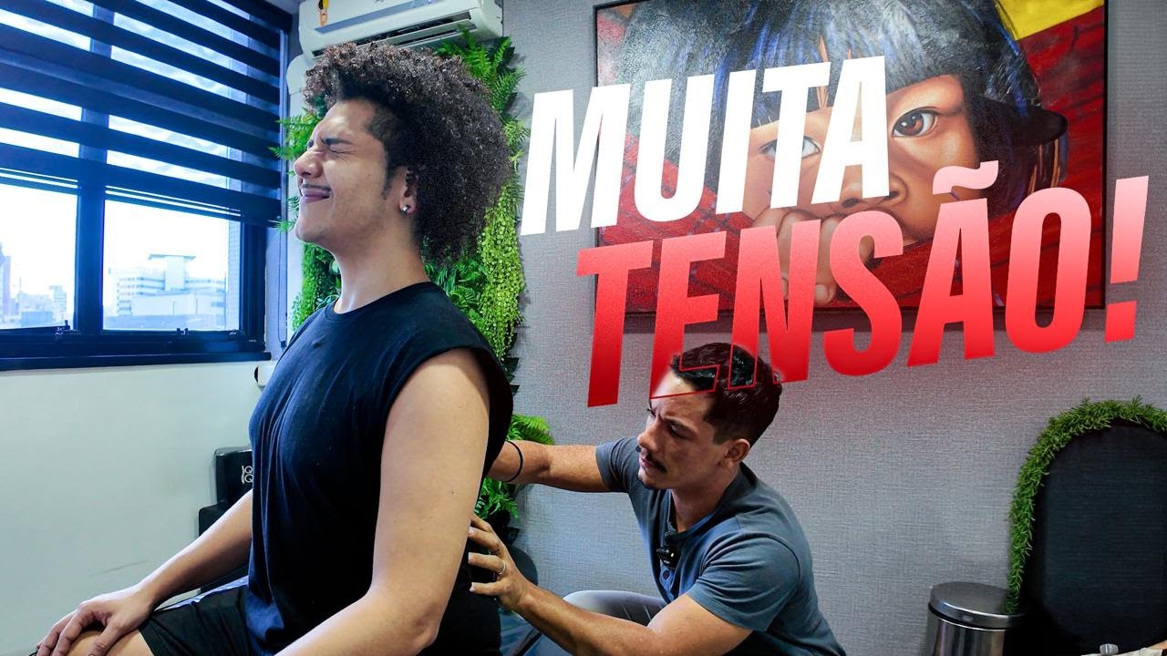 QUIROPRAXIA PARA MAQUIADOR E CABELEIREIRO: ANDRÉ ALIVIA TENSÃO NOS BRAÇOS E NAS COSTAS