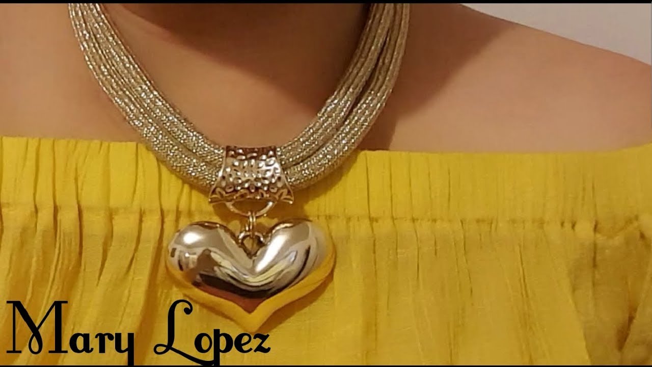 Collar con dije de plastimetal